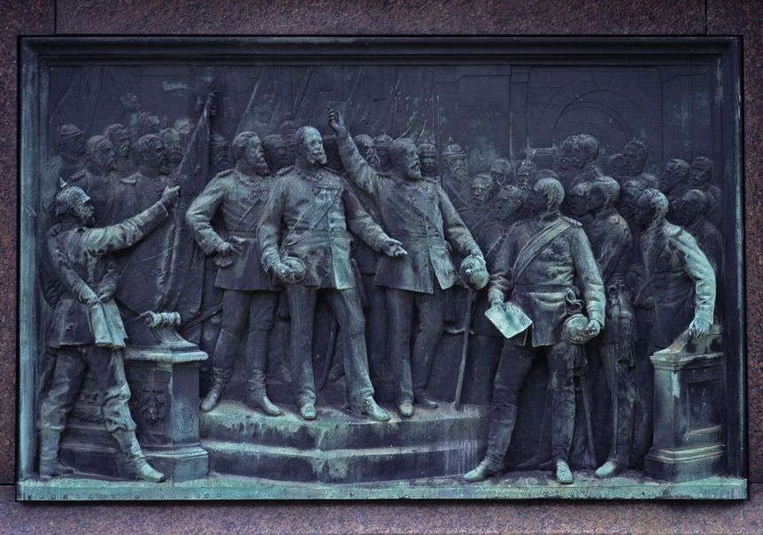 photo: Landesmedienzentrum Baden-Württemberg, Andrea Rachele Relief on the memorial for Emperor Wilhelm I at the Kaiserplatz in Karlsruhe, 1897 by Adolf Heer